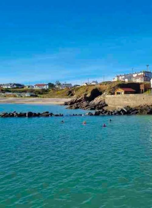 Malin Head Cosy Portmor Log Cabin- Sea Views, Deck & Relaxation מראה חיצוני תמונה